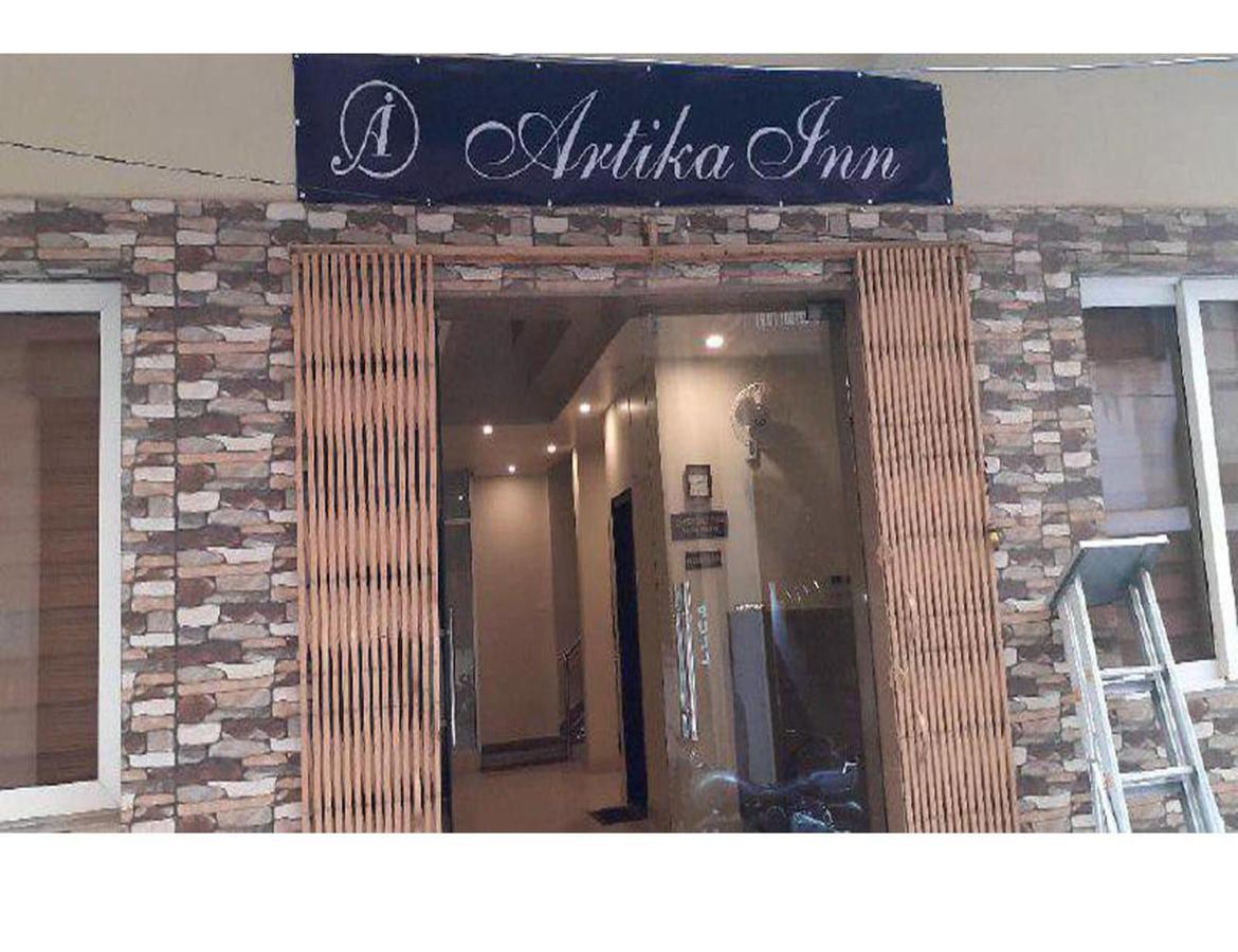 Hotel Artika Inn Varanasi Exterior foto